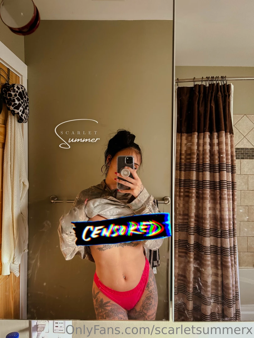 Dirty mirror - dirtier mind 