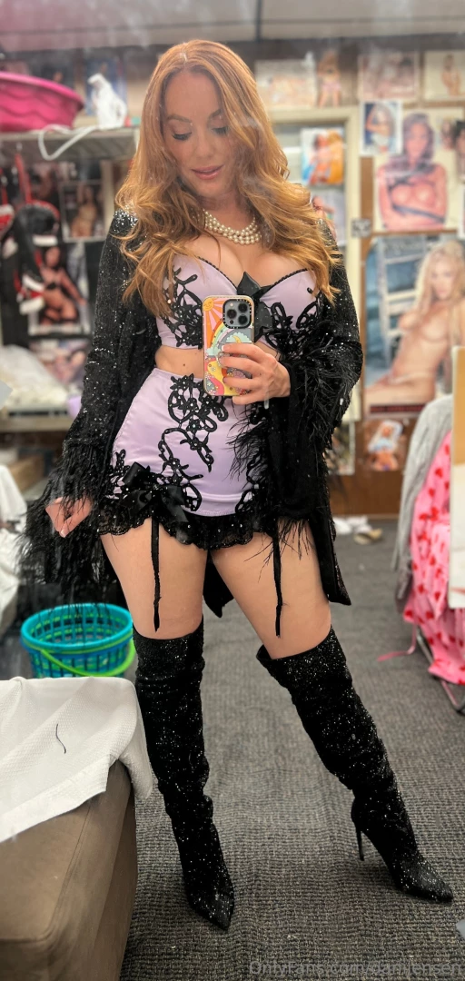 Having the best time feature dancing at gold club centerfolds in part 1 