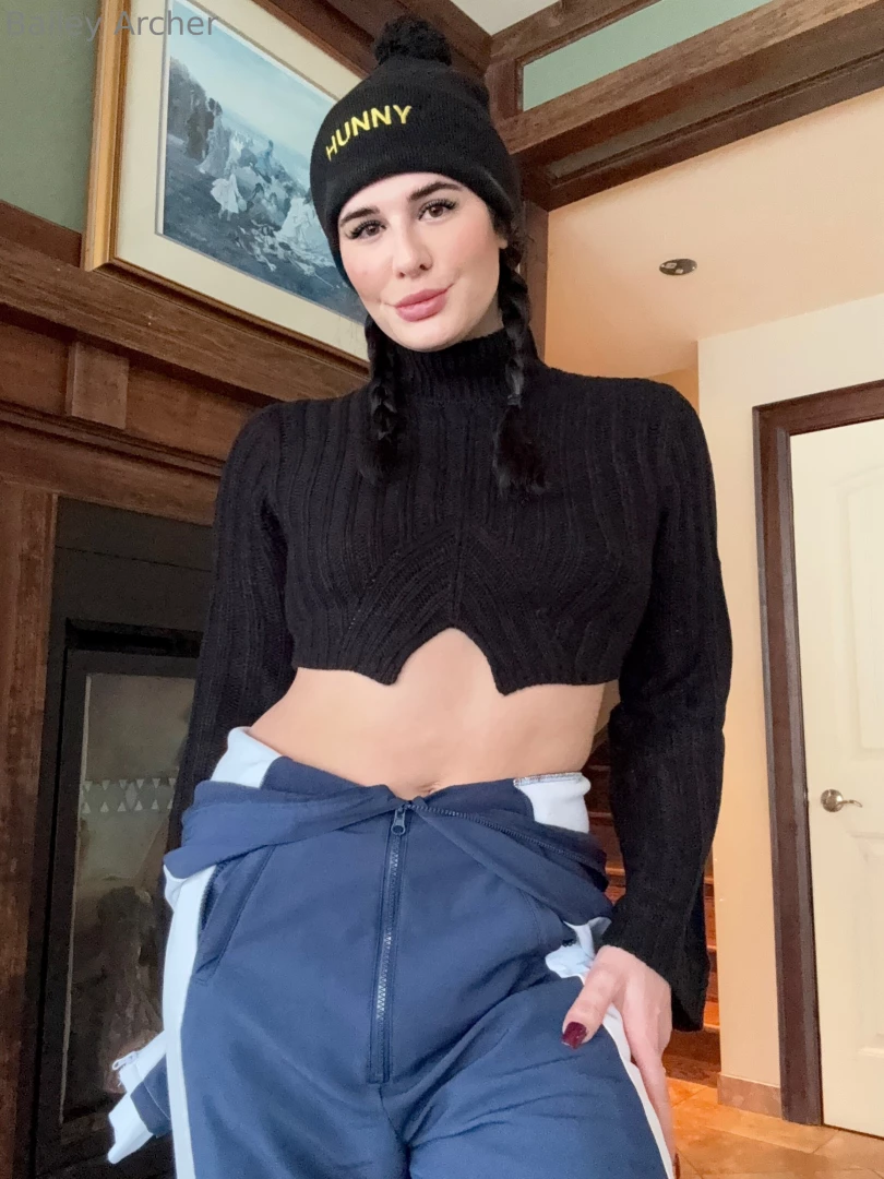 Pov you catch me after the ski hill and my is hard as fuck you gonna 