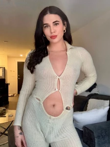 One of my favourite outfits- so comfy and form fitting