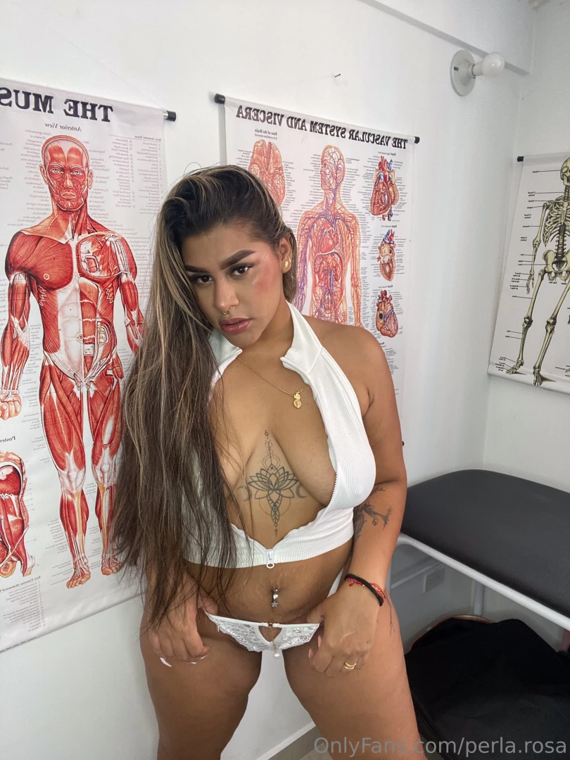 You come into my office and see me laying like this what would u do part 1 