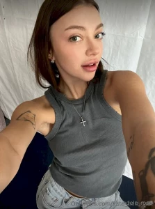 Fresh college cutie kate_babyface wants to show daddy how wet she is part 581