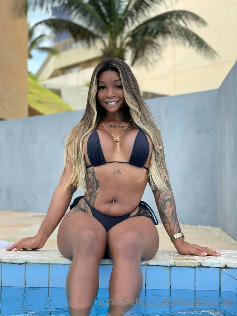 Daddy i m available for video call super horny waiting for you darling 