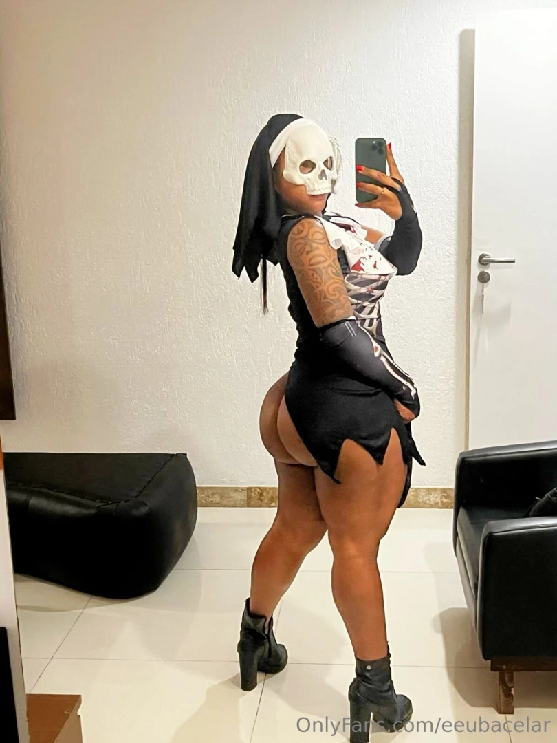 Hey i really want sex my cock is hard and ready to explode sexting 