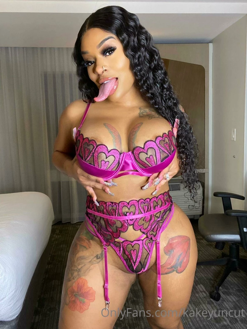 Think about all the things my tongue could do 