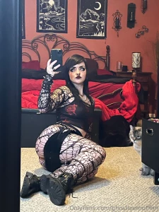 Went to the most lit function ever tn a lil metal show in a pie shop