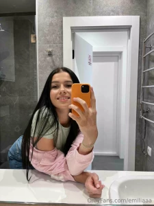 Emiliaaa1 part 3