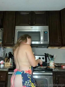 Who s ready for dinner part 14