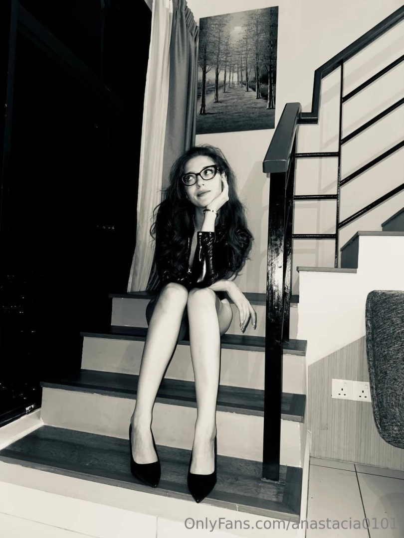 Sometimes i like to sit on the stairs in a latex suit and dream about 