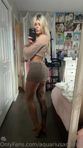 This outfit would definitely look better on a caribbean beach part 3