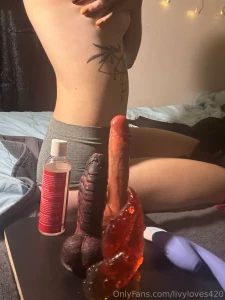 Ooo home alone what toy do you wanna see cus i fucked all of them dm
