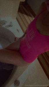 Bubbles hot tub relaxing