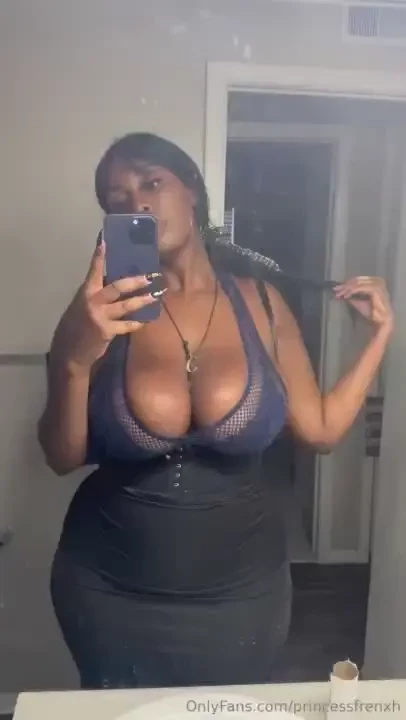 Do i make this outfit look good 