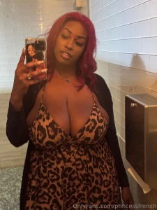 I m experimenting with cheetah print do you like it on me