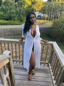 Am i housewife material