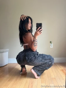 Rate my fit but if not like over 7 i ll cry lmao part 1