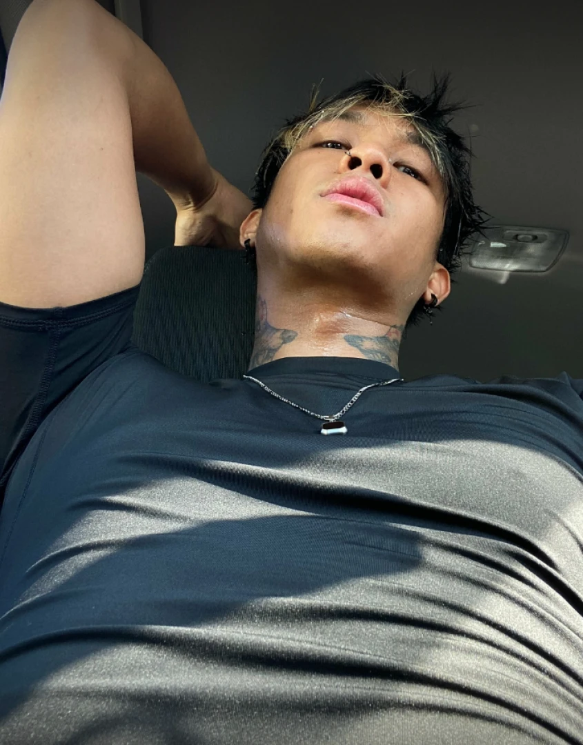 Would you ever give me a head while driving 