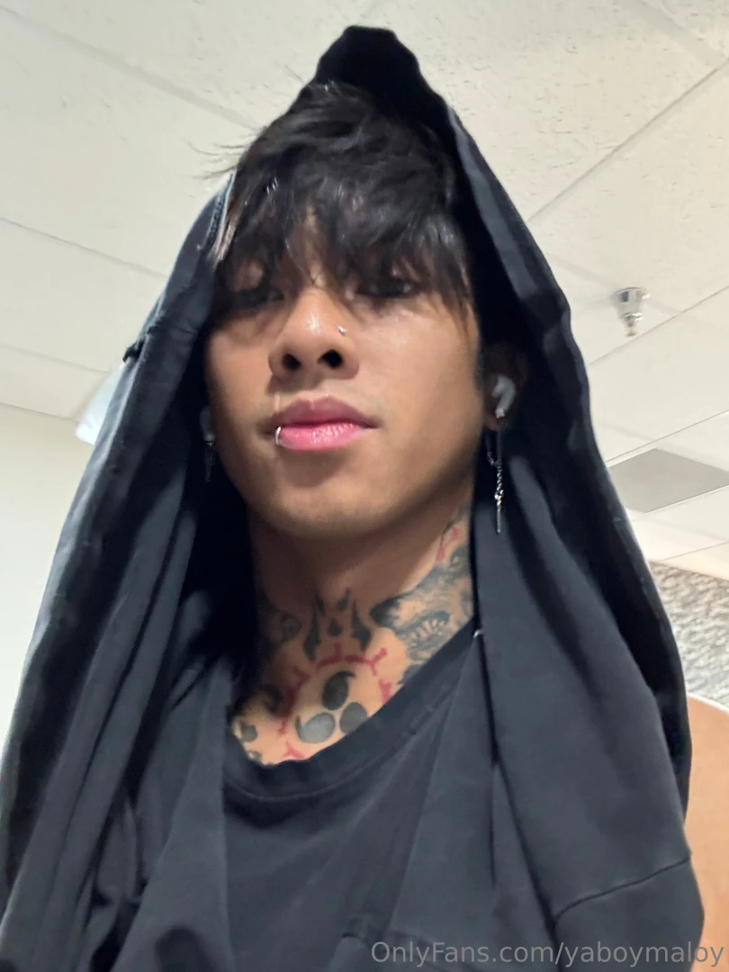 You have no idea how good you looked in my imagination 