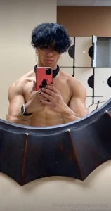 I feel very sexy naked in front of the mirror