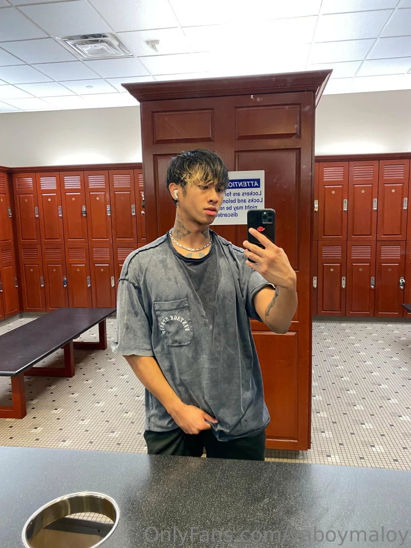 I m soaking wet with my sweat 