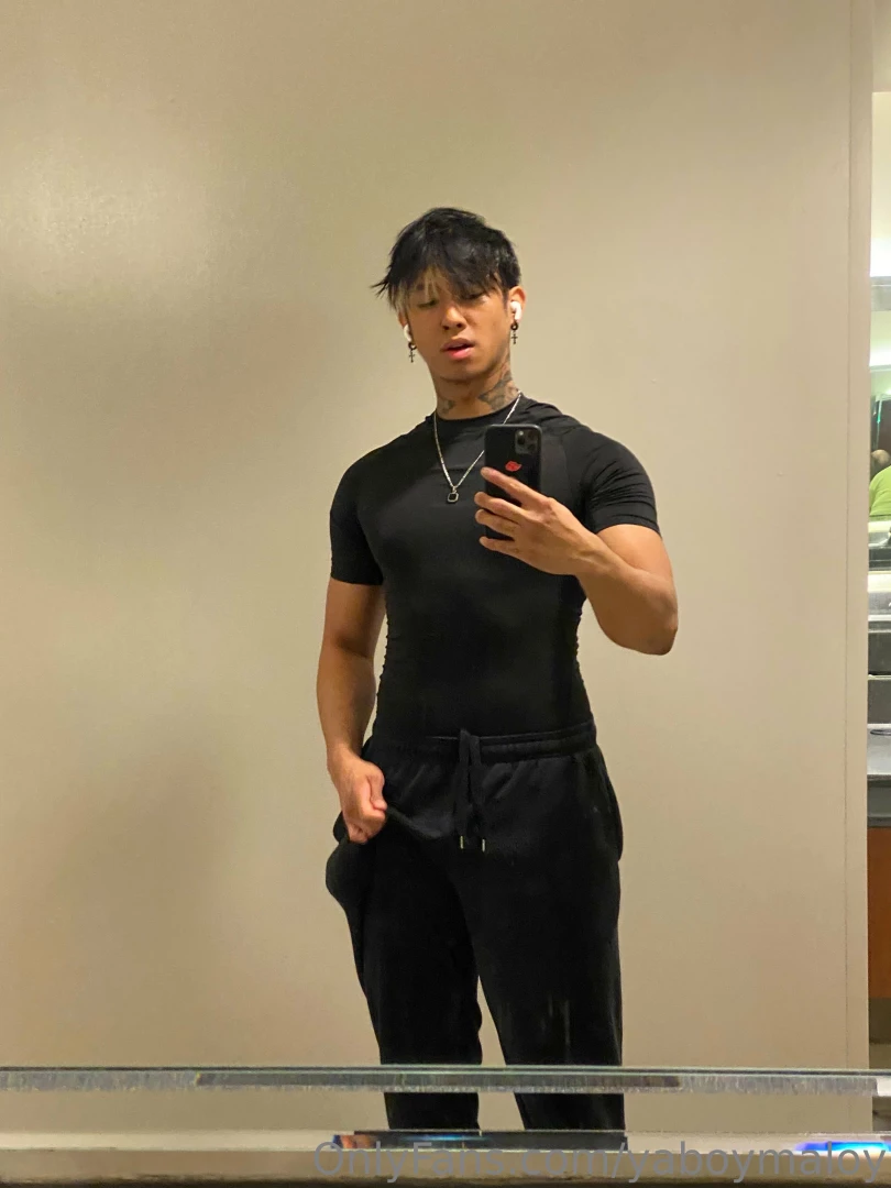 Don t look at the caption look at me part 44 