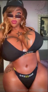 Think you can handle all of this sweet cake dm me and let s find out