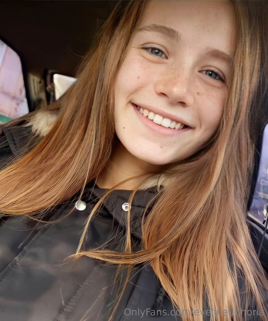 Click here - honeyfox888 this cutie is online and horny show her some part 277 