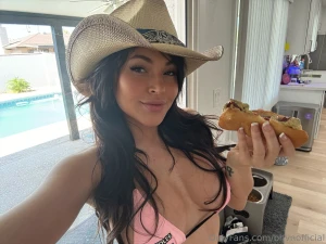 Hot dog for breakfast yes please part 3