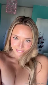 My thicck bestie is a dirty slut with a naughty mouth she s online now part 3