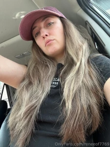 Couple little picssss the second pic u can kind tell my is too tight