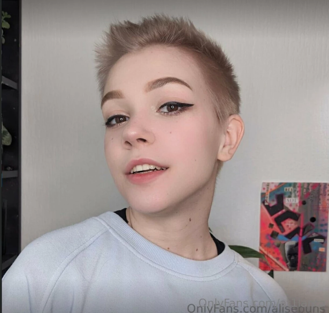 Free subscription alisebuns this charming girl has a juicy ass and part 412 