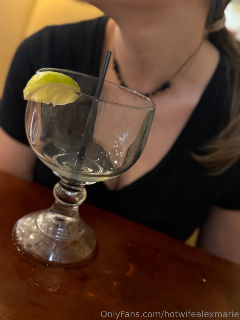 Somehow when the margarita disappears someone s dick appears in me 