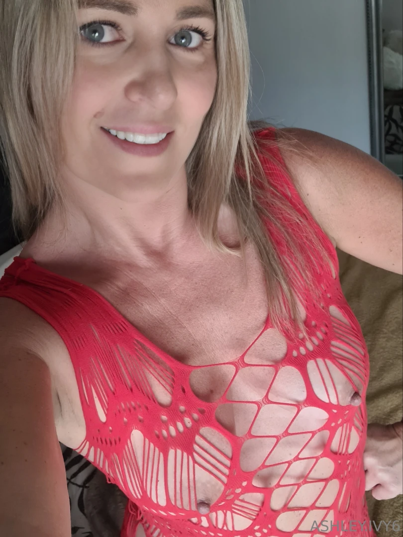 Join my vip ashleysvip for the xxx stuff 