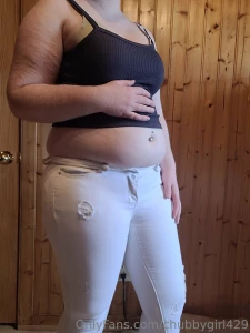 Some old pictures popped up in my memories that i just had to recreate part 1