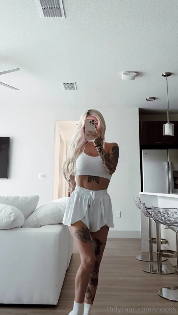 Mirror selfies are my favorite ones part 1 