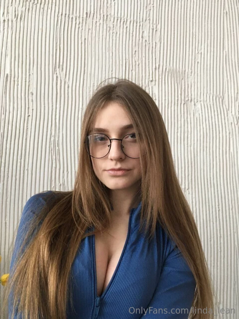 Honey i have a friend nastya she recently started maintaining her 