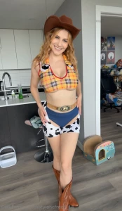 Watch me very professionally strip out of these costumes for you if part 1