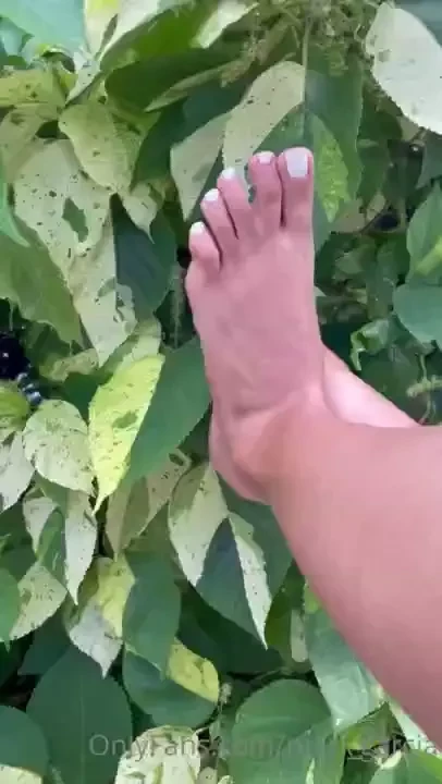 Feet in nature i know you re mesmerized 