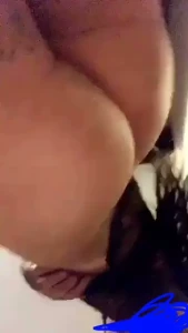 Shaking my ass for the camera