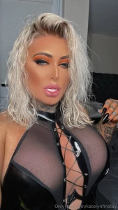 So switched it up a bit my onlyfans is now free to subscribe and i