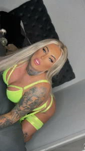 On saturdays we wear yellow part 1