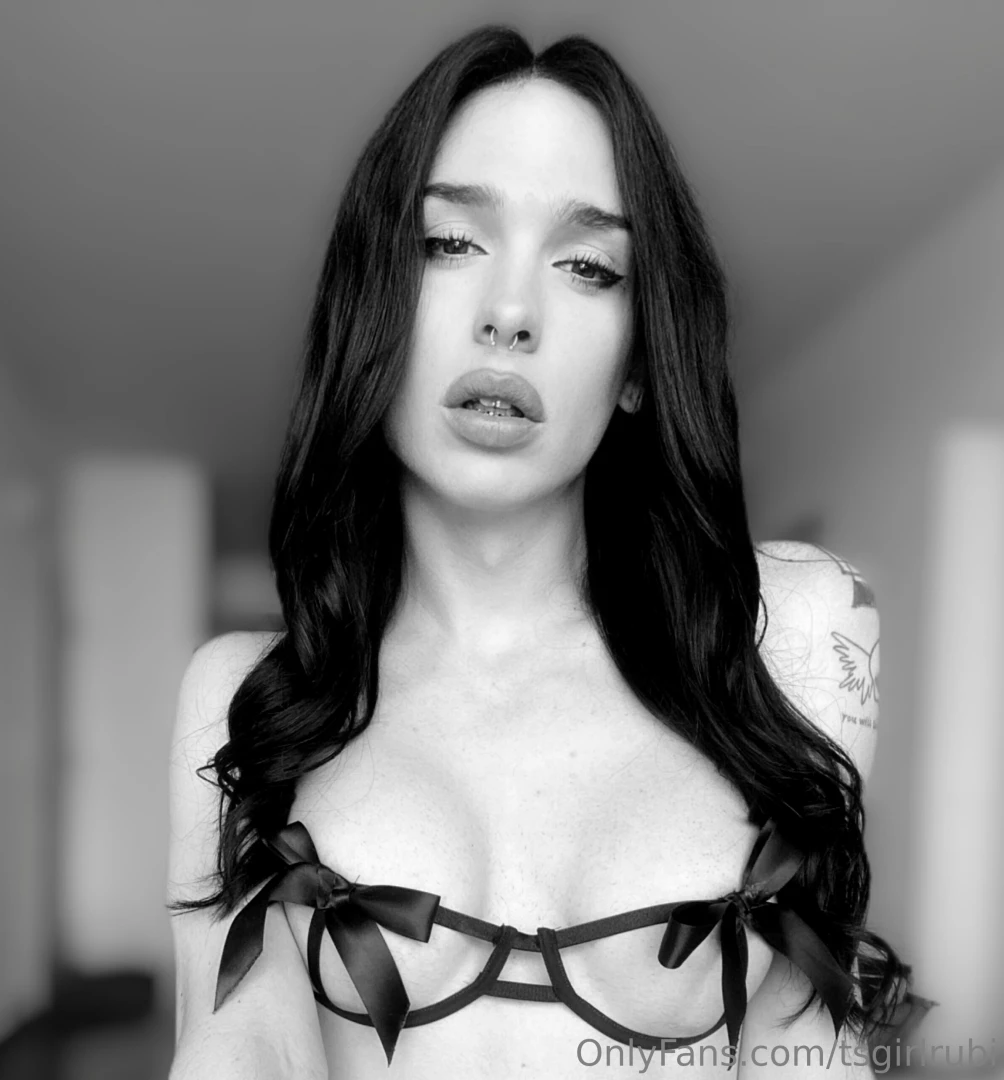 I love feeling this femininity and playfulness that i was born with 