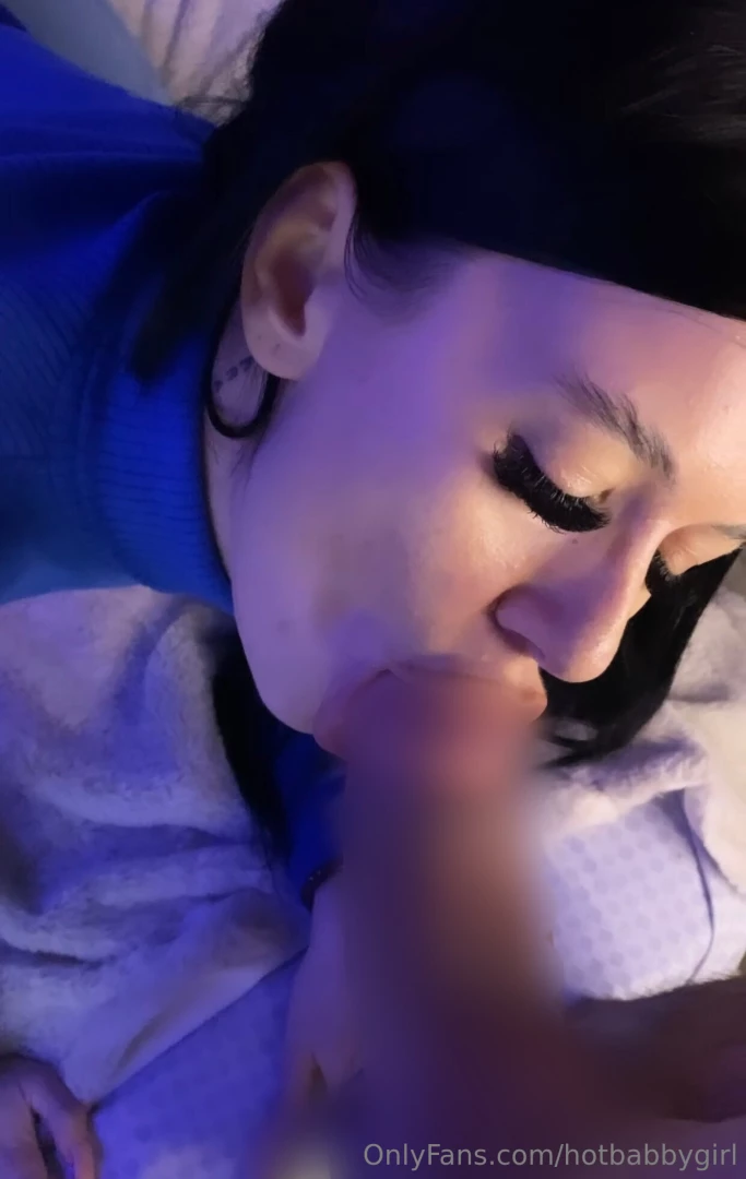 Da-mi voie sa i-o ridic cel mai umed oral nainte de cafea 