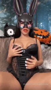 I want you to watch this video so we can cum together