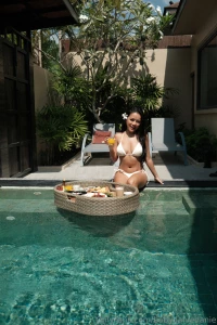 Happy wednesday dears