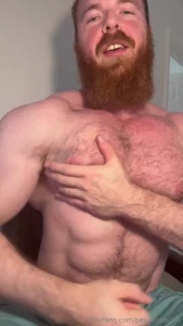 Some pecs bouncing and flexing for you let me brag on myself and my