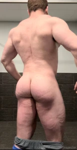 My ass is getting massive and the bulk has barely even started damn part 2