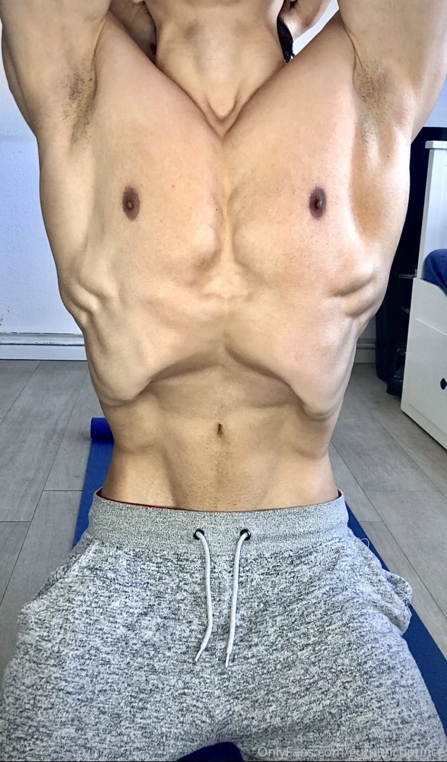 Started to implement my morning stomach vacuum routine again practice 