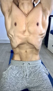 Started to implement my morning stomach vacuum routine again practice