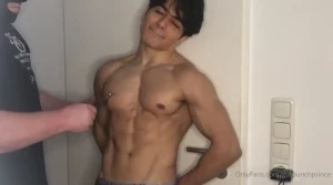 Muscle worship feat nerve wheel hi guys here i present you a muscle